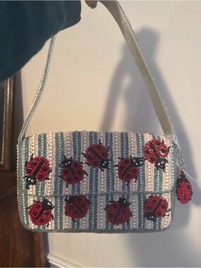 Beaded Ladybug Pattern Shoulder Bag in Red and White